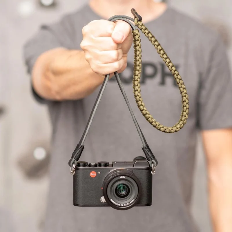 Leica 18896 Sangle en paracorde fabriquée par COOPH noir/vert olive 126 cm