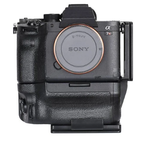 Sunwayfoto L-Plate pour Sony A7RIV poignée incluse