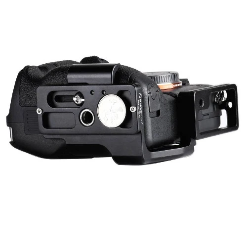 Sunwayfoto L-Plate pour Sony A7RIV poignée incluse
