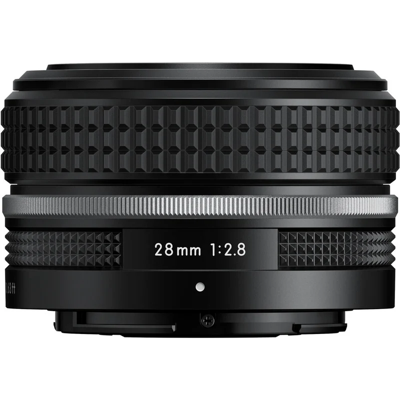 Nikon Z fc + 28 f/2.8 Spécial Edition