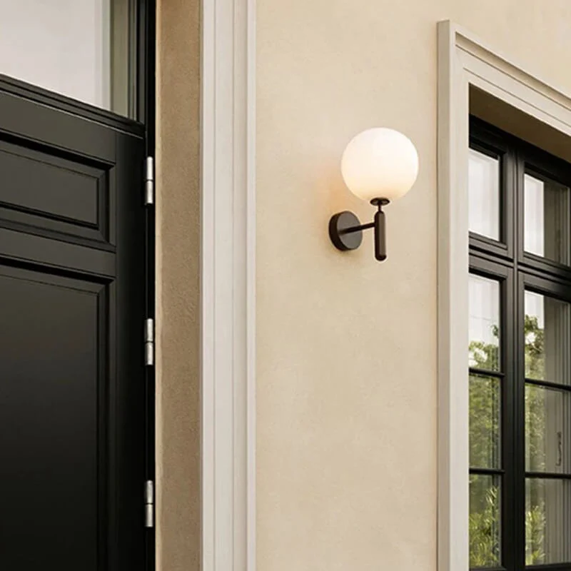 Nuura Miira Outdoor Wall Lamp