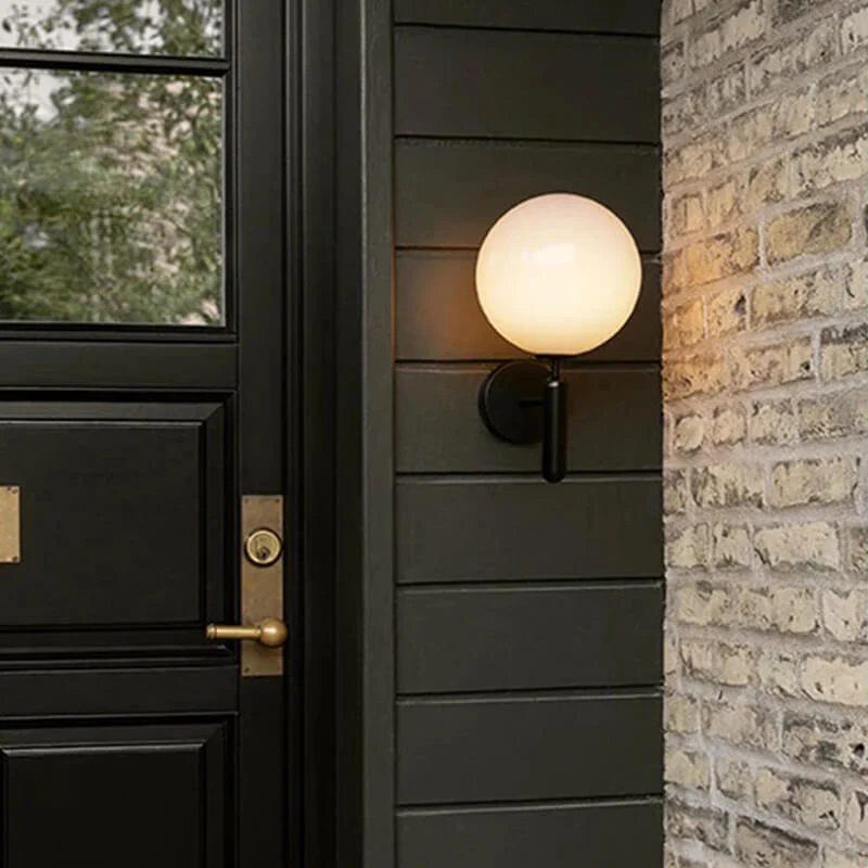 Nuura Miira Outdoor Wall Lamp
