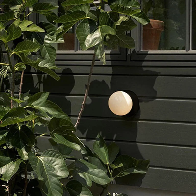 Nuura Liila 1 Outdoor Wall-Ceiling Lamp