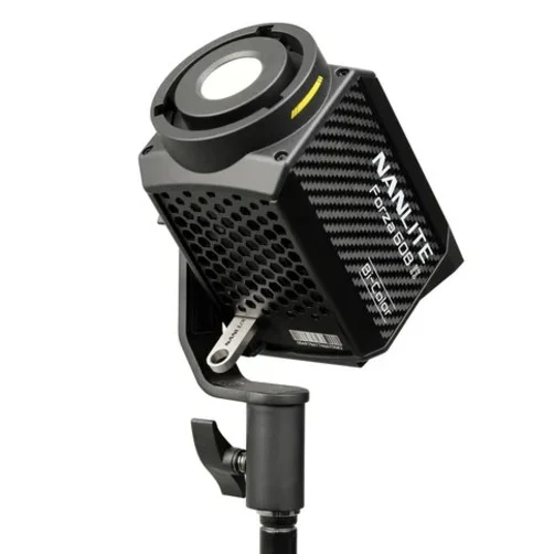 Nanlite Forza 60B II LED Kit Triple (avec valise, pied de lampe, fresnel et Softbox)