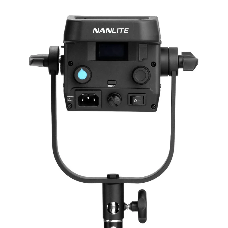 Nanlite FS-150B Kit double Spot LED (avec support d'éclairage et softbox)