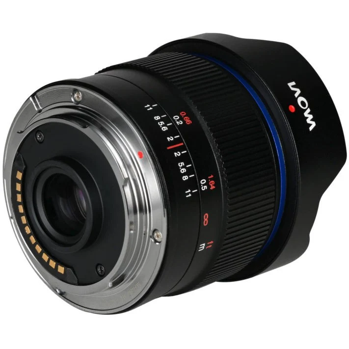 Laowa 7,5mm f/2 MFT Ouverture automatique
