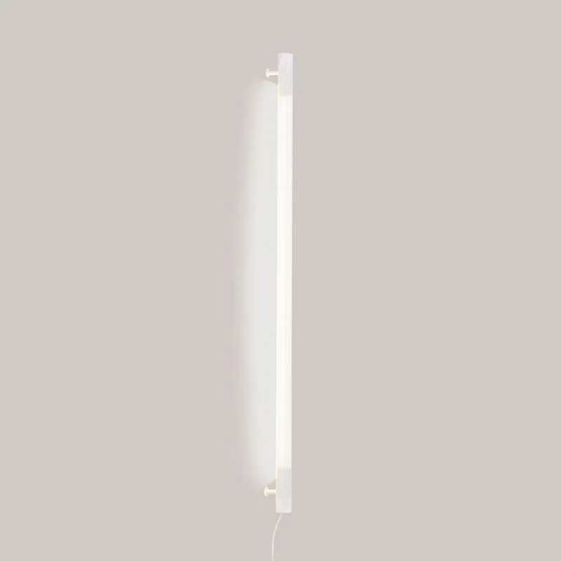 Nuad Radent Wall Lamp