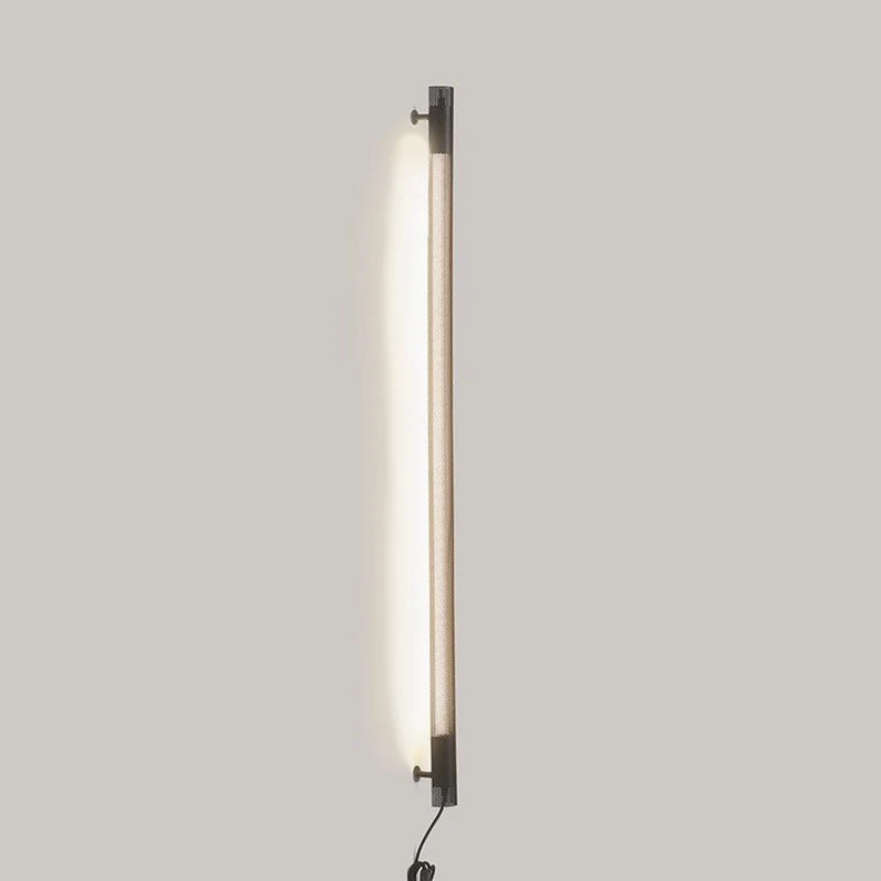Nuad Radent Wall Lamp
