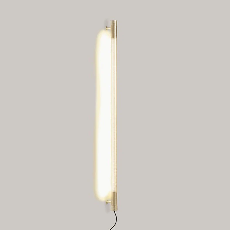 Nuad Radent Wall Lamp