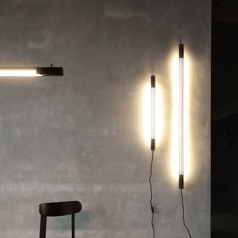 Nuad Radent Wall Lamp