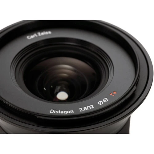 Carl Zeiss Touit 12mm f/2.8 Monture E