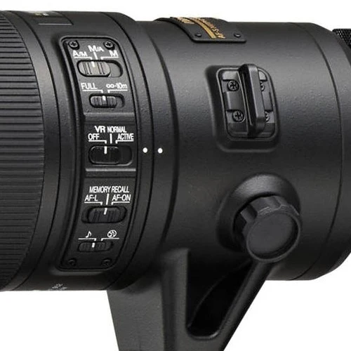 Nikon AF-S 800mm f/5,6 E FL ED VR + convertisseur 1,25x ED