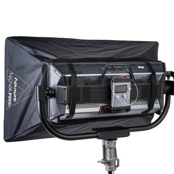 Aputure Nova P600c SOFTBOX