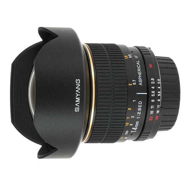 Samyang 14mm f/2.8 IF ED pour Olympus FT