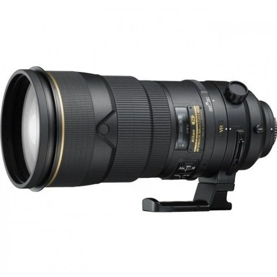 Nikon AF-S 300mm f/2.8G ED VR II N + HK-30 (pare-soleil)