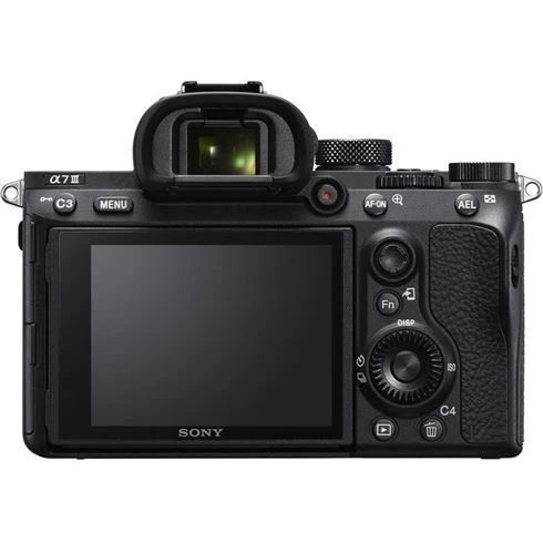 Sony Alpha 7 Mark III + Tamron 28-200mm f/2.8-5.6 Di III RXD Sony FE
