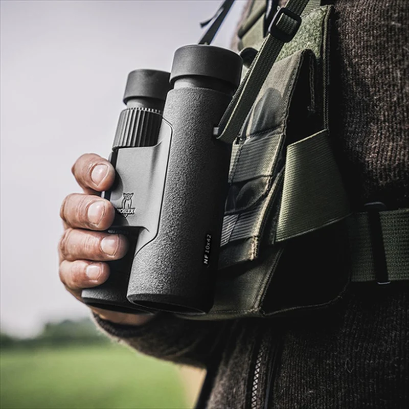 Noblex Jumelles NF 10x42 inception