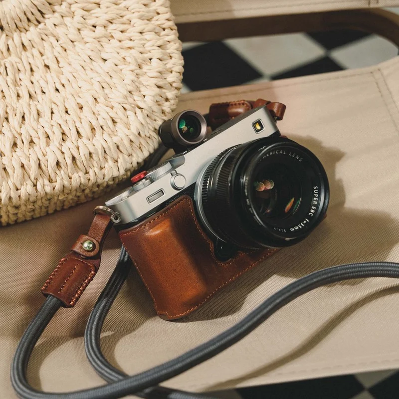 SmallRig 5449 Kit étui en cuir pour Fujifilm X-E5, marron