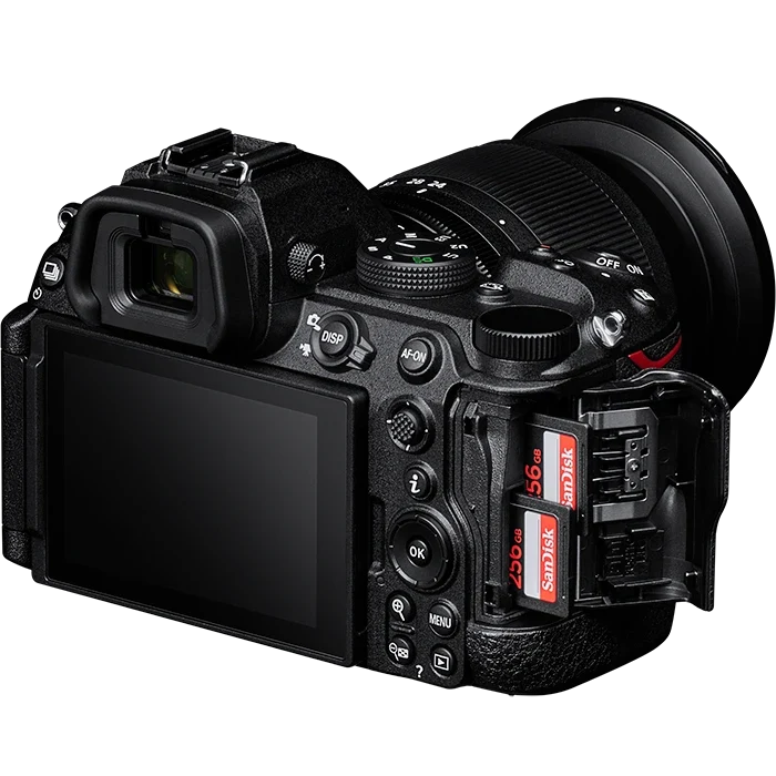 Nikon Z5 II Appareil photo + adaptateur de monture FTZ II