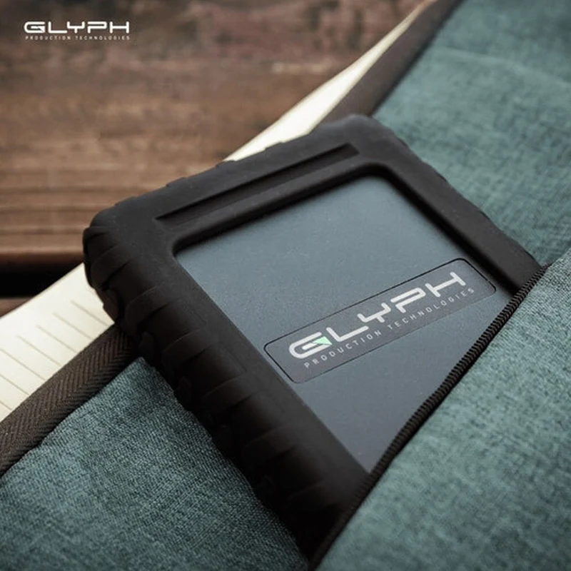Glyph Blackbox Plus SSD U.2 7.6TB PRO, USB-C(3.2, Gen2), alimentation externe