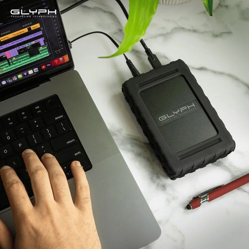 Glyph Blackbox Plus SSD U.2 7.6TB PRO, USB-C(3.2, Gen2), alimentation externe