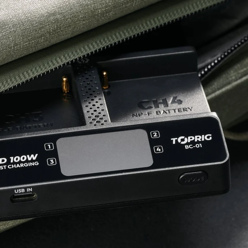 Accsoon TopRig 100W 4-Bay NP-F Fast Chargeur
