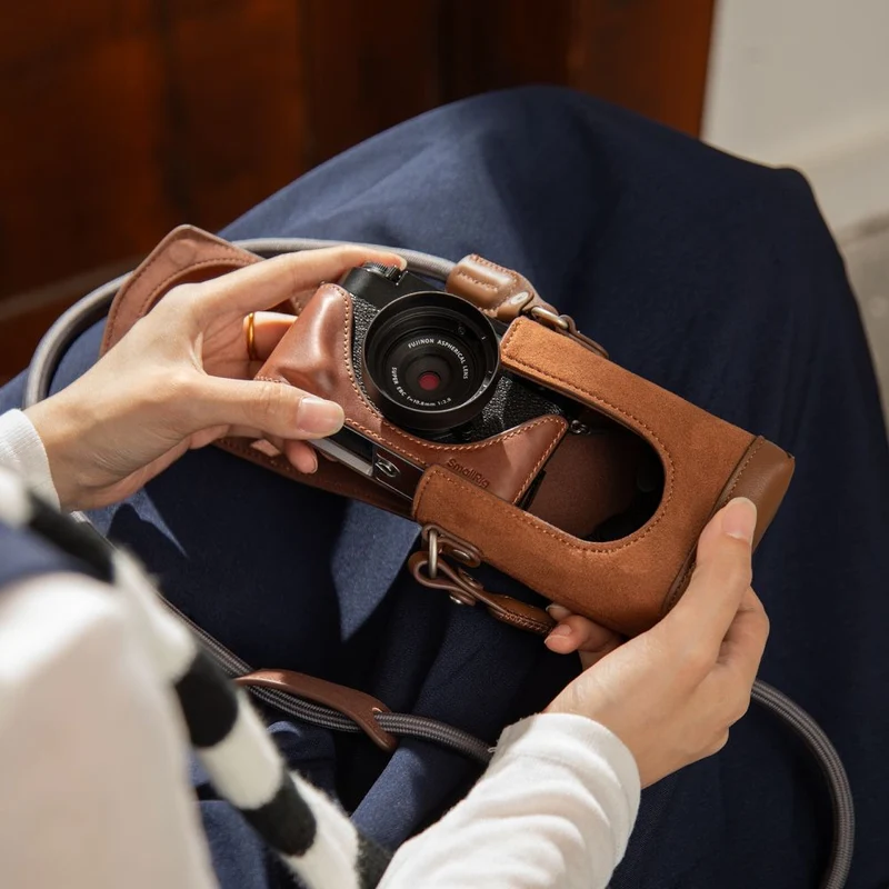 SmallRig 5218 Kit d'étui en cuir pour FUJIFILM X half, marron