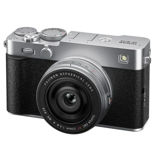 Fujifilm X-E5 + XF 23mm f/2.8 R WR argent
